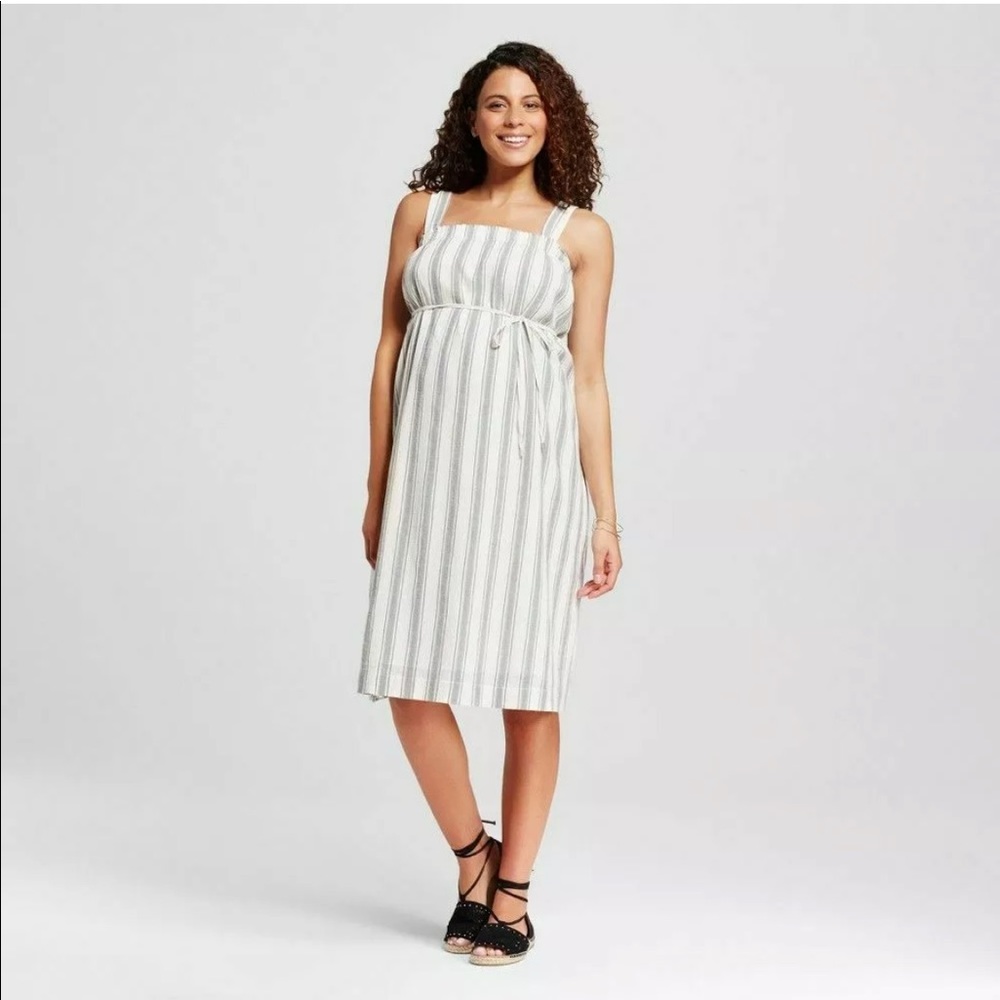Liz Lange Maternity grey printed summer dress